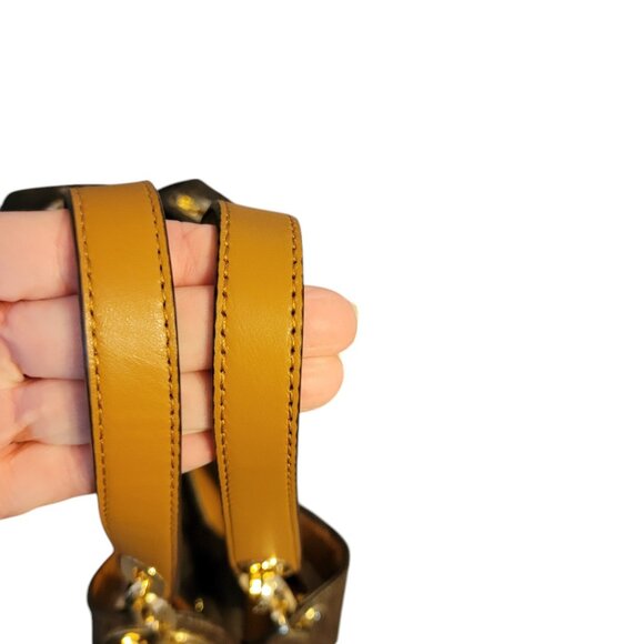 Michael Kors Fulton Large Logo Shoulder Bag NWT - Picture 8 of 9